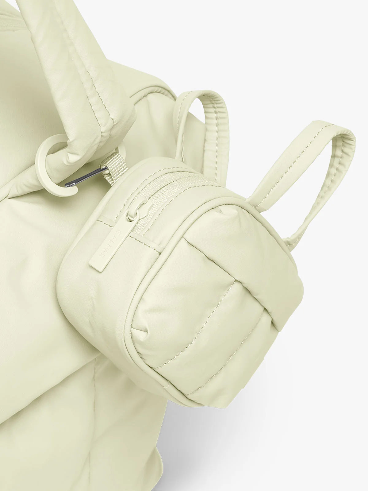 Luka Duffel Zip Bag Charm