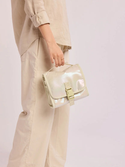 Terra Hanging Toiletry Bag