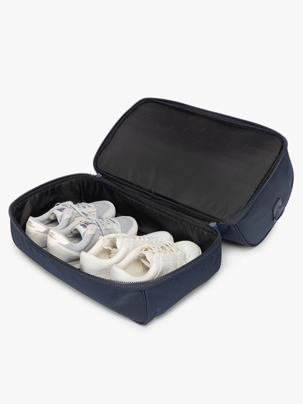 Stevyn Duffel Bag with Shoe Compartment
