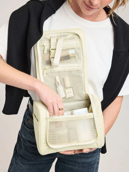 Luka Hanging Toiletry Bag