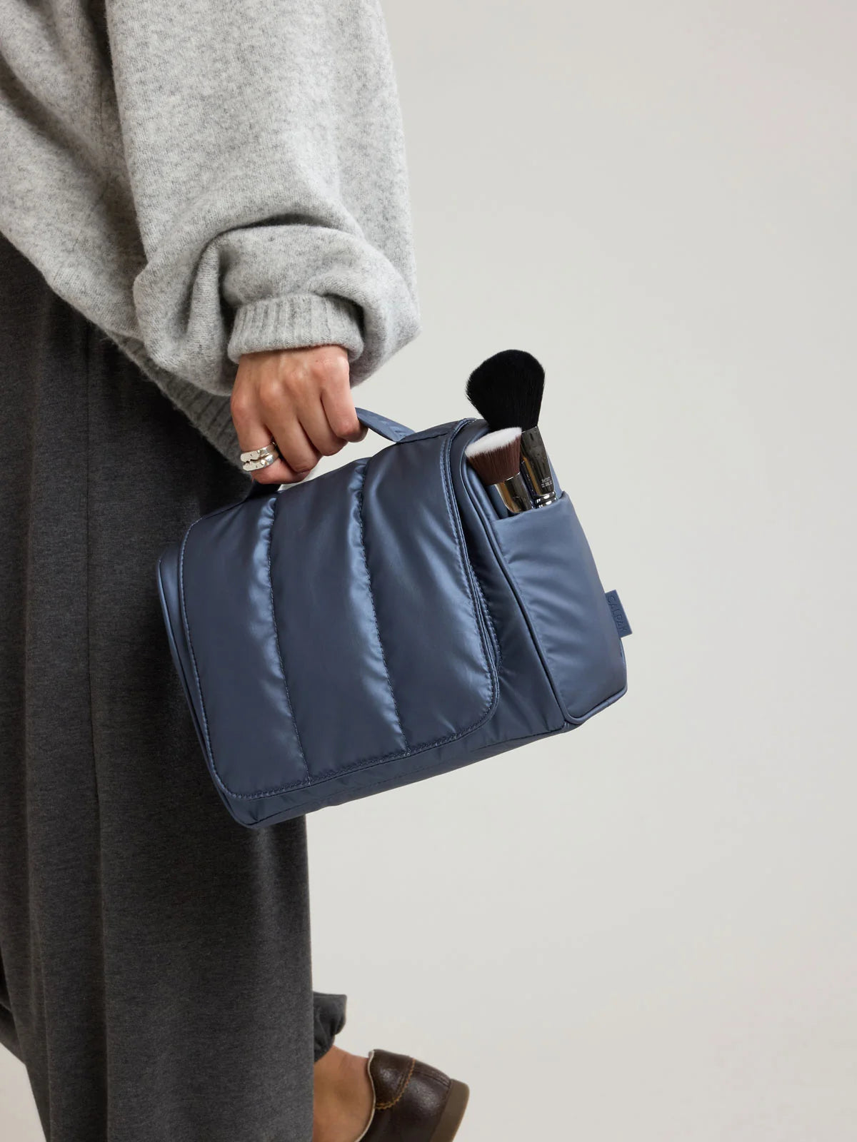 Luka Hanging Toiletry Bag