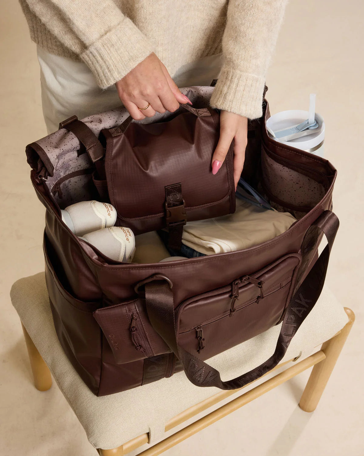 Terra Hanging Toiletry Bag