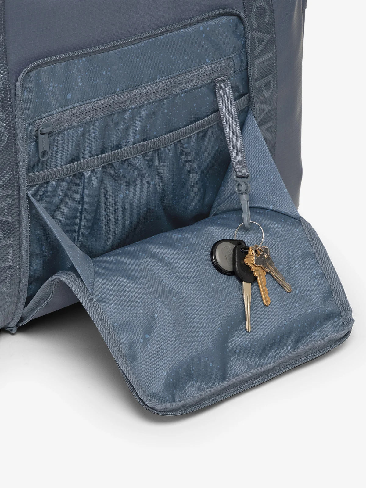Terra 35L Water Resistant Zip Tote Bag
