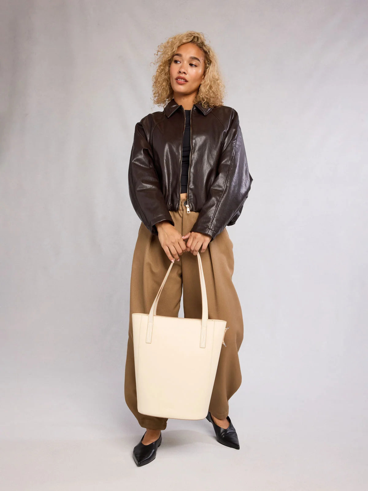 Haven 14" Laptop Bucket Bag