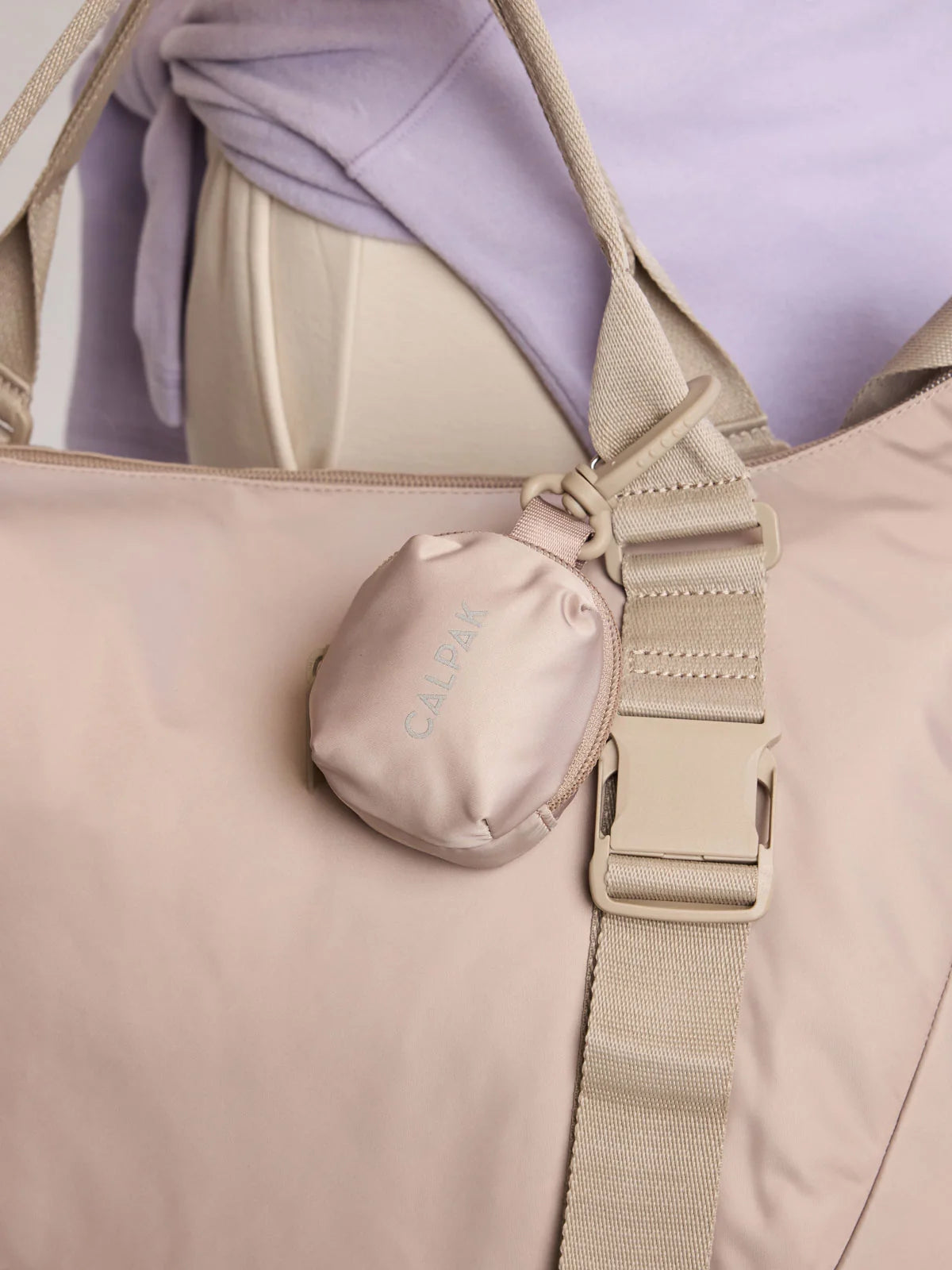 Fit Zip Bag Charm